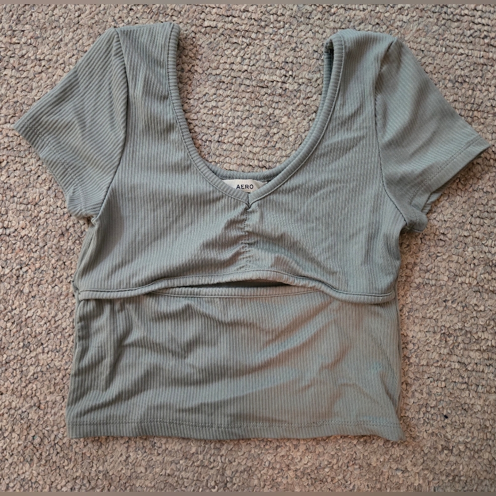 MEDIUM Green OR Black Fitted Crop Top - Aeropostale